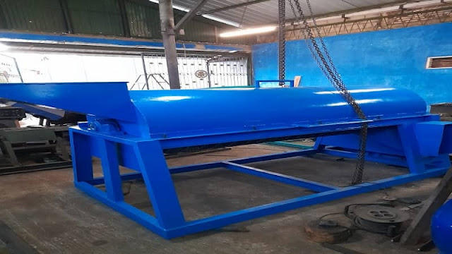 Mesin Pengurai Sabut Kelapa